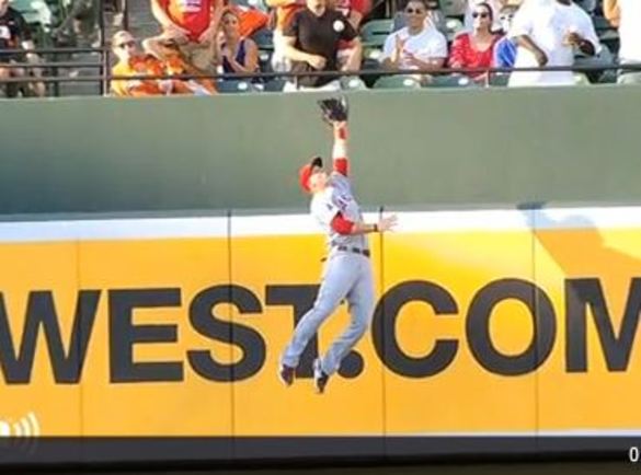 mike-trout-catch.jpg